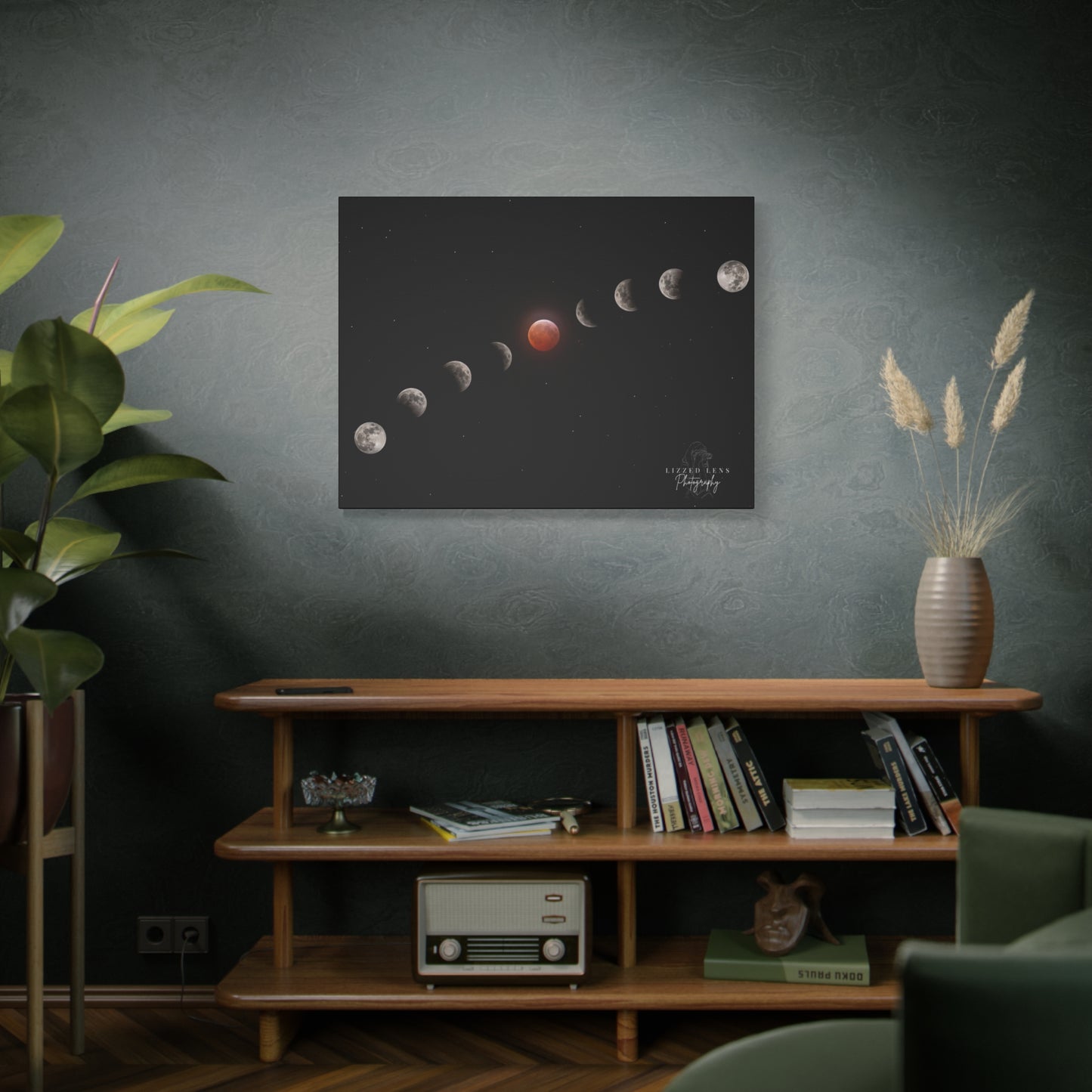 Blood Moon Lunar Eclipse 2025 Photography Canvas Print - Lizzed Lens Photography